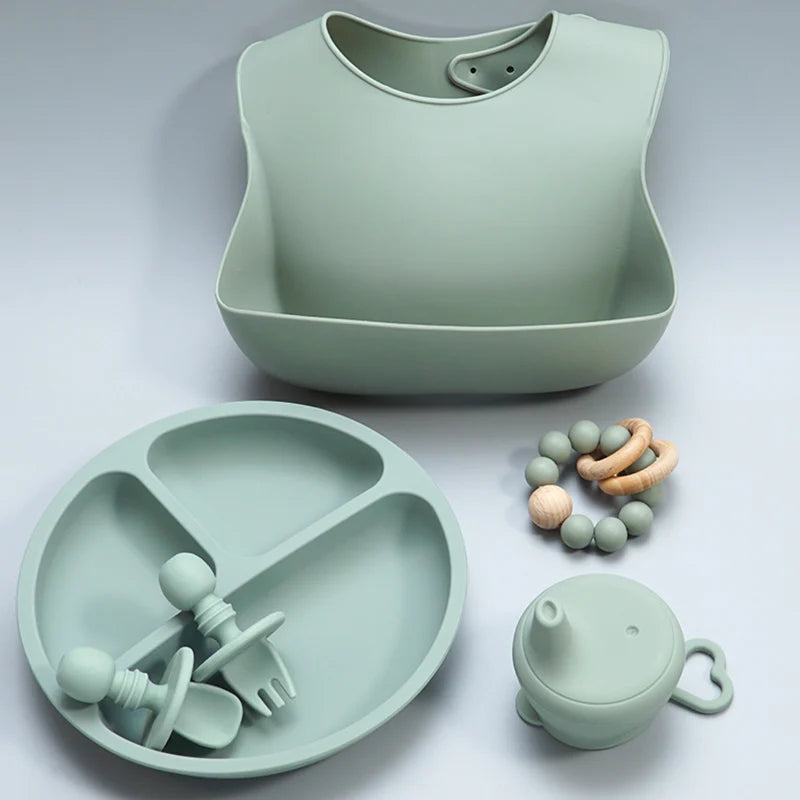Everyday Silicone Bib: Soft, Waterproof & Mess-Proof